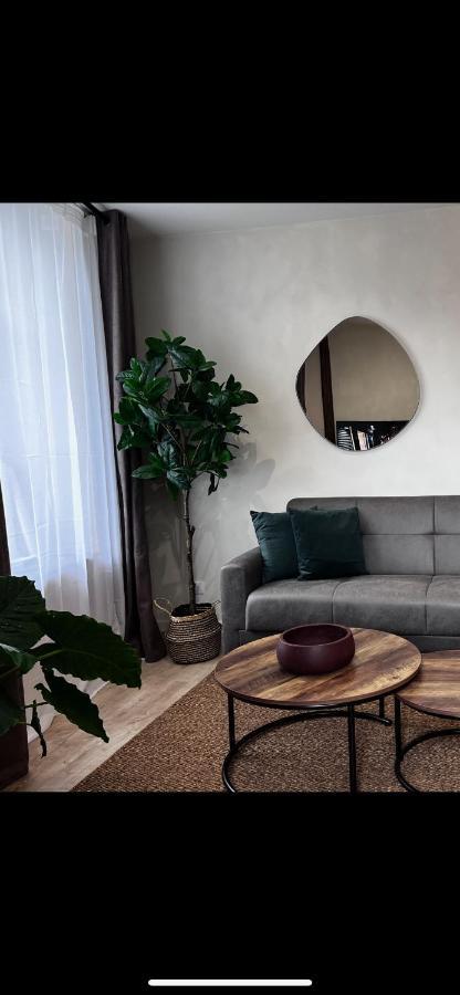 Myaka Appartement Wood 绍莱 外观 照片